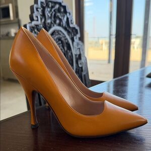 Chic Tan Stiletto Heels